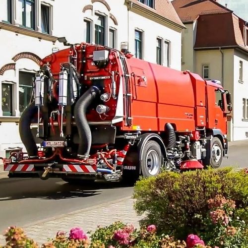 LKW-montierte Kehrsaugmaschine - AQUATHERM - FAUN Umwelttechnik GmbH & Co. KG - Diesel