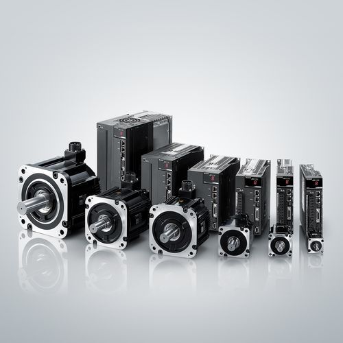 Dreiphasiger Servoverstärker - SV2 series - KEYENCE - Positionierung / 200 V / 220-240 V