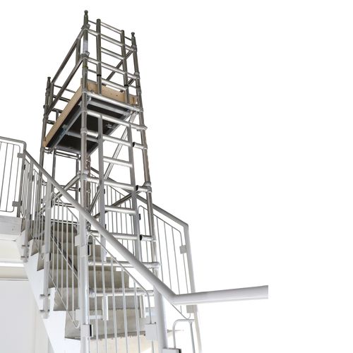 Gerüstturm mit Treppe - stair access tower - Euro Towers Ltd - Fassaden / modular