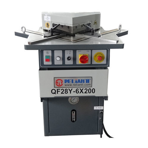 Ausklinkmaschine mit fixem 90°-Winkel - QF28Y-4x200 - Nantong Reliantt Co., Ltd.