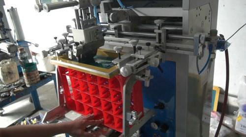 Automatische Siebdruckmaschine - 400FH - LC Printing Machine Factory Limited - Farb / für Kunststoffkisten / flach