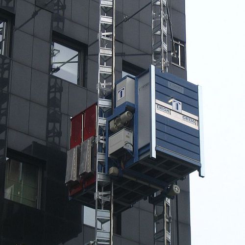 Automatischer Aufzug - Multilift P18 - GEDA GmbH - Zahnstangen / Säulen