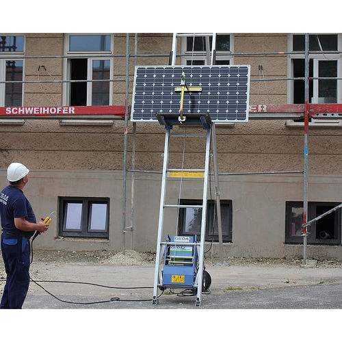 Elektrischer Lastenaufzug - SOLARLIFT - GEDA GmbH - für Solarpanel