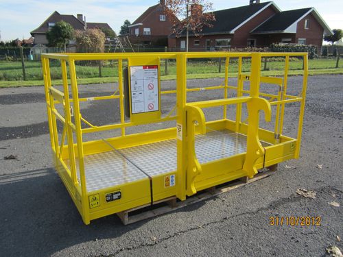 Hubarbeitsbühne auf Gabelstapler montierte - 12.WP.2400 - ATTEC N.V.