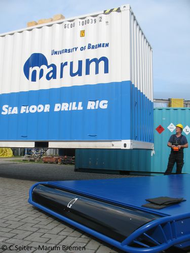Elektrischer selbstfahrender Wagen - 20T transporter - Seaqx NV