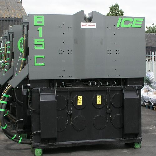 Hydraulische Pfahlramme - 815C - International Construction Equipment BV