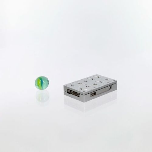 Linearer Tisch - CLS-3252 - SmarAct GmbH - piezoelektrisch / Closed-Loop / vakuumkompatibel