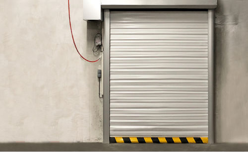 Rollladen für Industrieanwendungen - PUERTAS FERROFLEX SL - automatisch / Aluminium / für den Innenbereich
