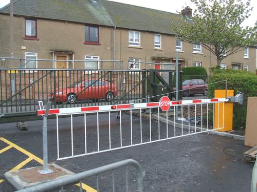 Parkplatzschranke - EB750 - Avon Barrier - zum Heben