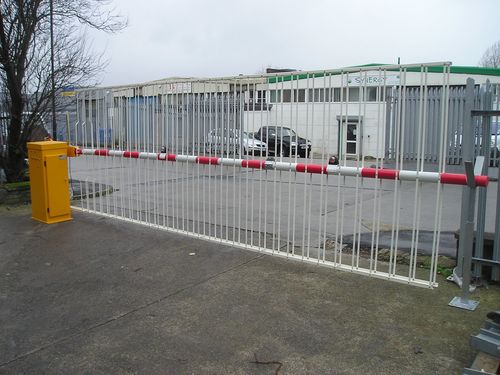 Parkplatzschranke - EB950 - Avon Barrier - zum Heben / Metallläden