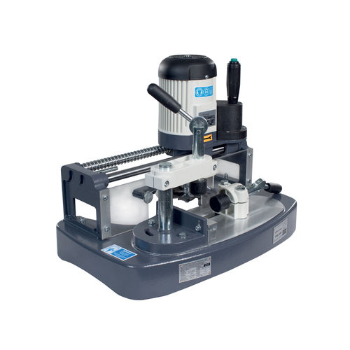 Ausklinkfräse für Aluminium - POLAR I - OZMACHINE - für PVC / mit fixem Winkel / pneumatisch