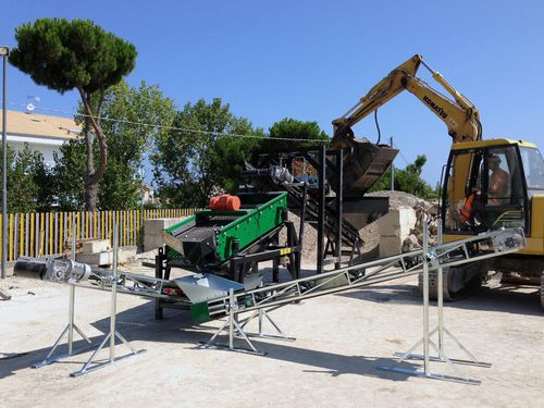 Recycling-Siebmaschine - WV series - Komplet Italia srl - lineare Schwingungen / für Feststoffe/Flüssigkeiten
