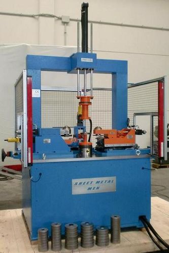 Automatische Bördelmaschine - SMM-400 - Sheet Metal Men s.r.l. - motorisiert / hydraulisch / runde Teile