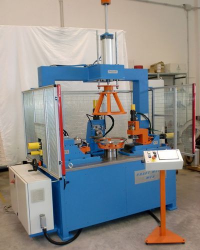 Automatische Bördelmaschine - SMM-700 - Sheet Metal Men s.r.l. - motorisiert / polygonale Teile / runde Teile