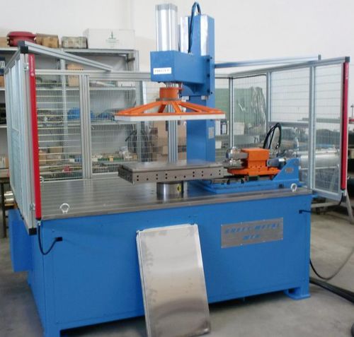 Automatische Bördelmaschine - SMM-1000 - Sheet Metal Men s.r.l. - motorisiert / hydraulisch / für Blech