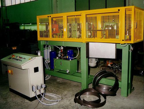 Profilieranlage für Stahlringe - Sheet Metal Men s.r.l. - Stanzen / für Biegeprozesse