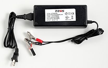 Desktop-Batterieladegerät - 12 V, 5 Ah | PCCG-SLA12V5000    - ZEUS Battery Products - Blei-Säure / automatisch