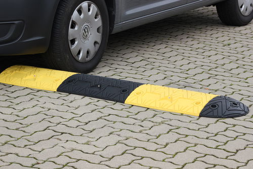 Kabelschutz für schwergewichtige Fahrzeuge - 450,475 series - Dancop International GmbH - bodenmontiert