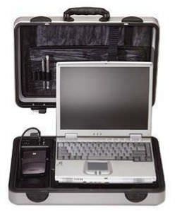 Schutzkoffer - SOLO - PARAT GmbH & Co KG - ABS / für Notebook / mit Griff