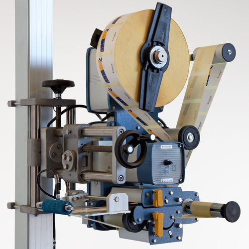 Automatische Etikettiermaschine - Strong - Etipack - für Chemikalien / für Kosmetikanwendungen / für die Lebensmittelindustrie
