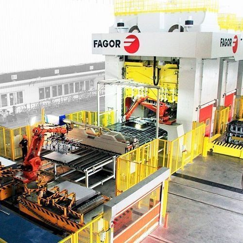 Hydraulische Pressenstraße - Fagor Arrasate S.Coop. - mechanisch / Umform / Zieh