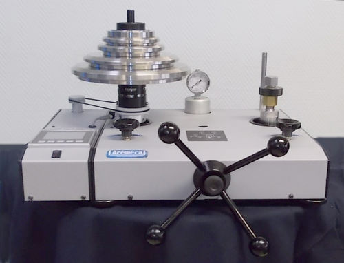 Hydraulischer Kolbenmanometer - BH4 series - AREMECA - Präzisionsgrad 10-5