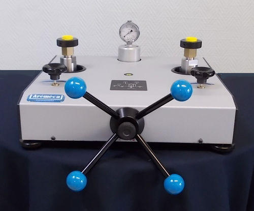 Druckkomparator für die Druckkalibration - CA2-200B - AREMECA - pneumatisch