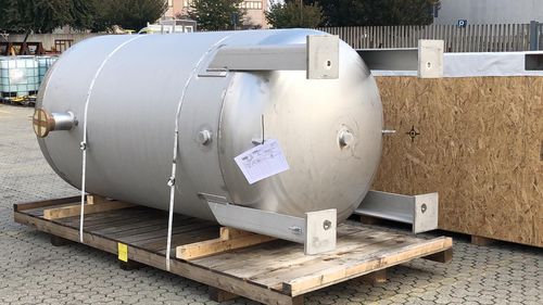 Vertikaler Tank - BAGLIONI - Speicher / für Flüssigkeiten / Metall