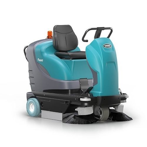 Aufsitzkehrmaschine - S680 - Tennant - mit Batterie / für den Innenraum / für Außenbereich