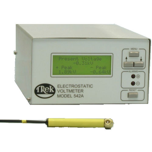 LCD-Voltmeter - 542A - TREK, INC. - tragbar / elektrostatisch