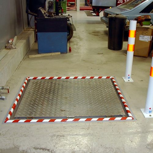 Tor mit Scharnier - HEINEN SONDERMASCHINENBAU Neustadt GmbH - Edelstahl / Glas / für den Innenbereich