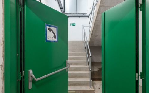 Einflügeltür - HEINEN SONDERMASCHINENBAU Neustadt GmbH - für den Innenbereich / Schnelllauf / Brandschutz
