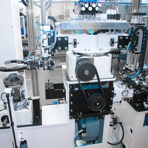 Horizontale Auswuchtmaschine - VUBK30-UF-A-2ST - CEMB - dynamisch / Flaschenzüge