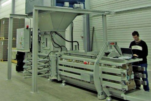 Ballenpresse für Karton - NESTRO Lufttechnik GmbH - für Papier / für Müll / horizontal