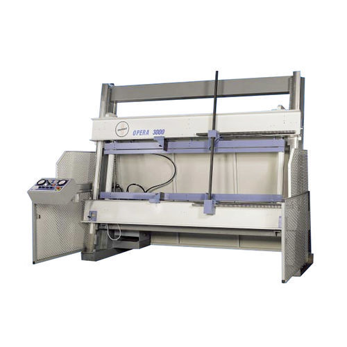 Schneidpresse - M series - MEBER - hydraulisch / für Sandwichplatten / Rahmen