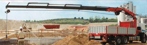 LKW-montierter Kran - F415A.2 series - Fassi gru S.p.A - Gelenkausleger / Teleskop / für Baustelle