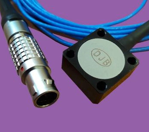 1-Achs-Beschleunigungsmesser - AM/30HR.66  - DJB Instruments UK Ltd - Vibration / kapazitiv / kompakt