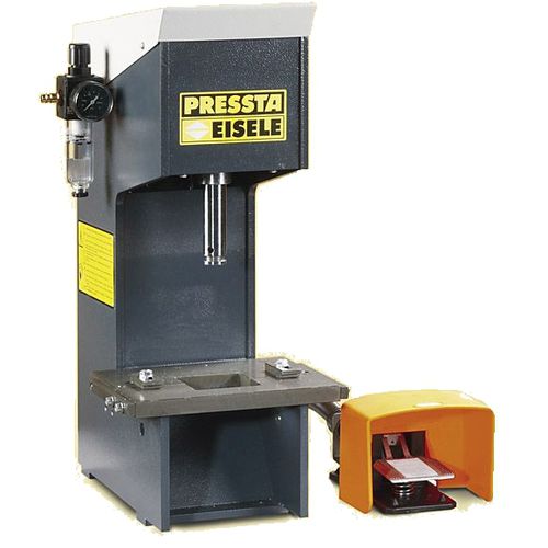 Halbautomatische Stanzmaschine - Dyno 6 - Pressta-Eisele GmbH - pneumatisch / hydraulisch