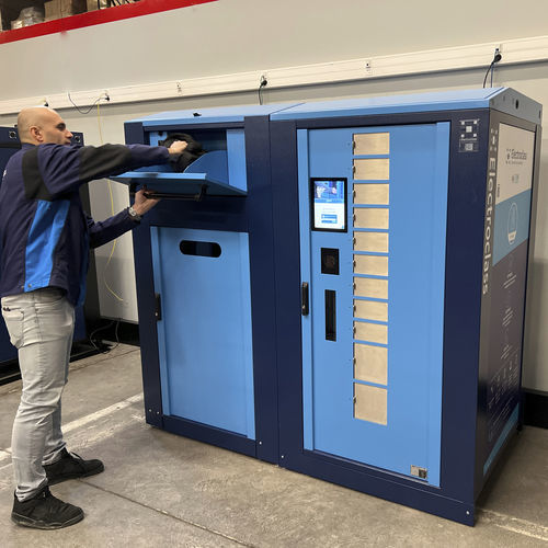 Schranksystem für Lagerrung und Austeilung - CYCLEBOX - ELECTROCLASS - bodenstehend / Flügeltüren / mit mehreren Türen