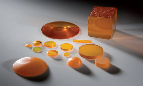 Kristall / Zinkselenid ZnSe - Hellma GmbH & Co. KG - optisch / CVD