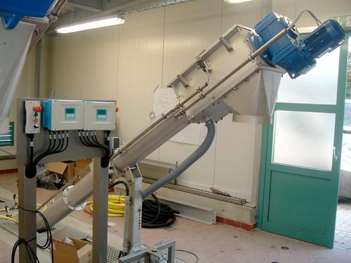 Rechen mit Fenstergittern - FSM-Frankenberger GmbH & Co. KG  - Trommel / Schrauben / Dreh