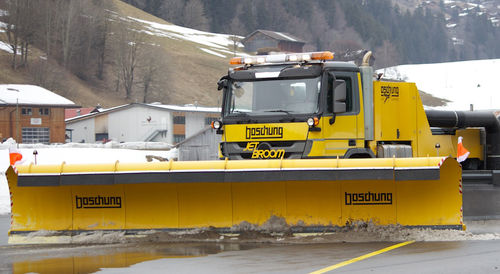 Breit-Schneepflug - Boschung Mecatronic AG
