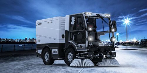 Kehrsaugmaschine für Anbau - CityCat VS20e - Bucher Municipal AG - elektrisch / für Außenbereich / mit 3 Bürsten