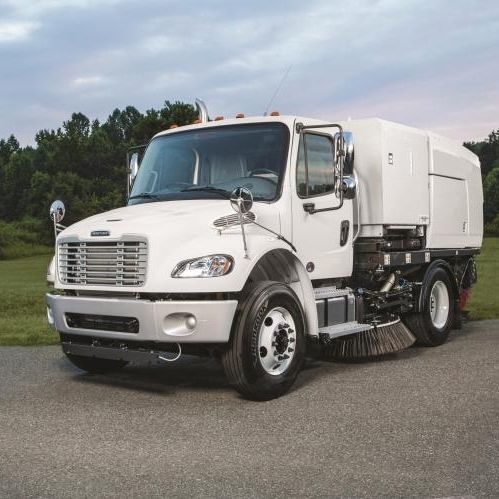 LKW-montierte Kehrmaschine - MaxPowa E35m - Bucher Municipal AG - mit Verbrennungsmotor / für Außenbereich / Staub