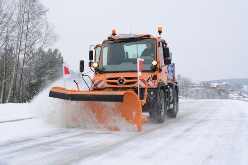 Schneepflug für leichte Fahrzeuge - Ramox - Bucher Municipal AG