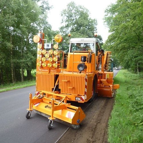 Auslegermäher - SBF 900 - Dücker, Gerhard, GmbH & Co. KG 