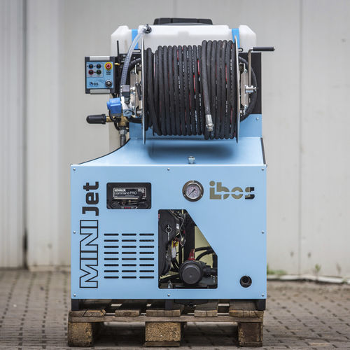 Wasserstrahlreinigungsanlage - MINIJET - I.B.O.S. EU a.s.  - automatisch / für Rohre / kompakt