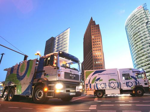 LKW für Saug- und Spülzwecke - CANALMASTER WA - Typ PROFESSIONAL - MÜLLER Umwelttechnik GmbH & Co. KG - 3-Achsen / mit Wasserwiederverwertung