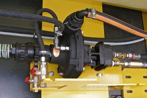Wasserpumpe - MULAG Fahrzeugwerk Heinz Wössner GmbH u. Co. KG - hydraulisch gesteuert / Industrie / Wasch