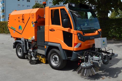 Kehrmaschine für Anbau - MCK series - Gebrüder TRILETY GmbH  - hydraulisch / für öffentliche Bereiche / Staub